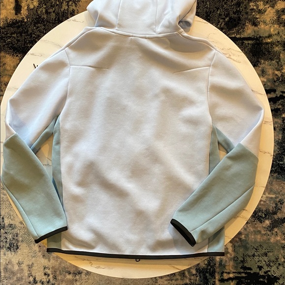 Nike Tech Jacket - M - Picture 11 of 11